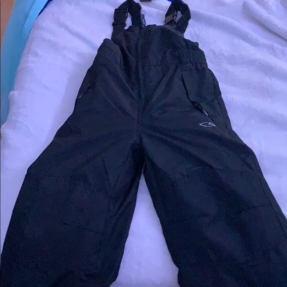 Black ski suite